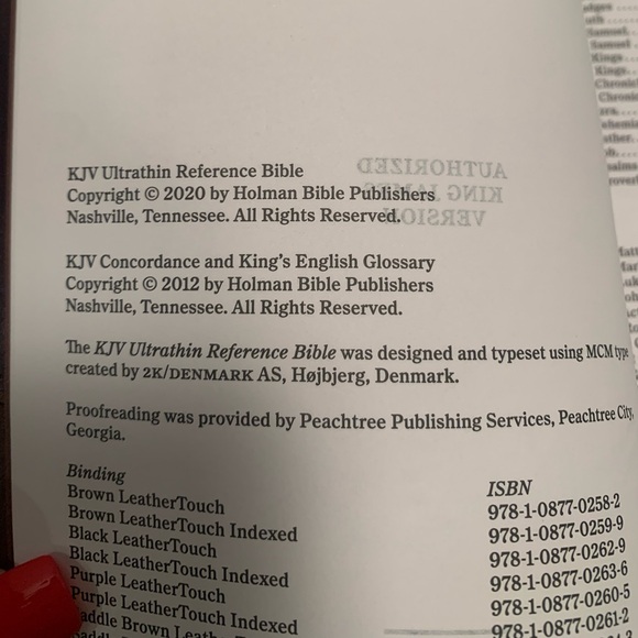 Holman Authorized King James Reference Bible: Beautiful Two Tone Brown Leather - Picture 5 of 9